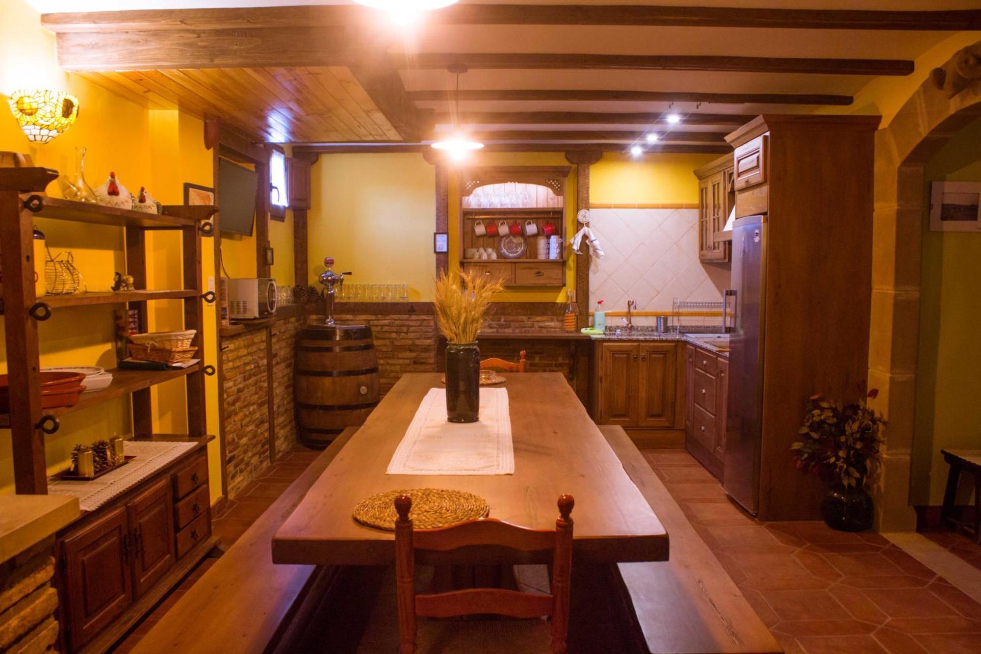 Lobera de Onsella Casa Rural Bal D'Onsella מראה חיצוני תמונה